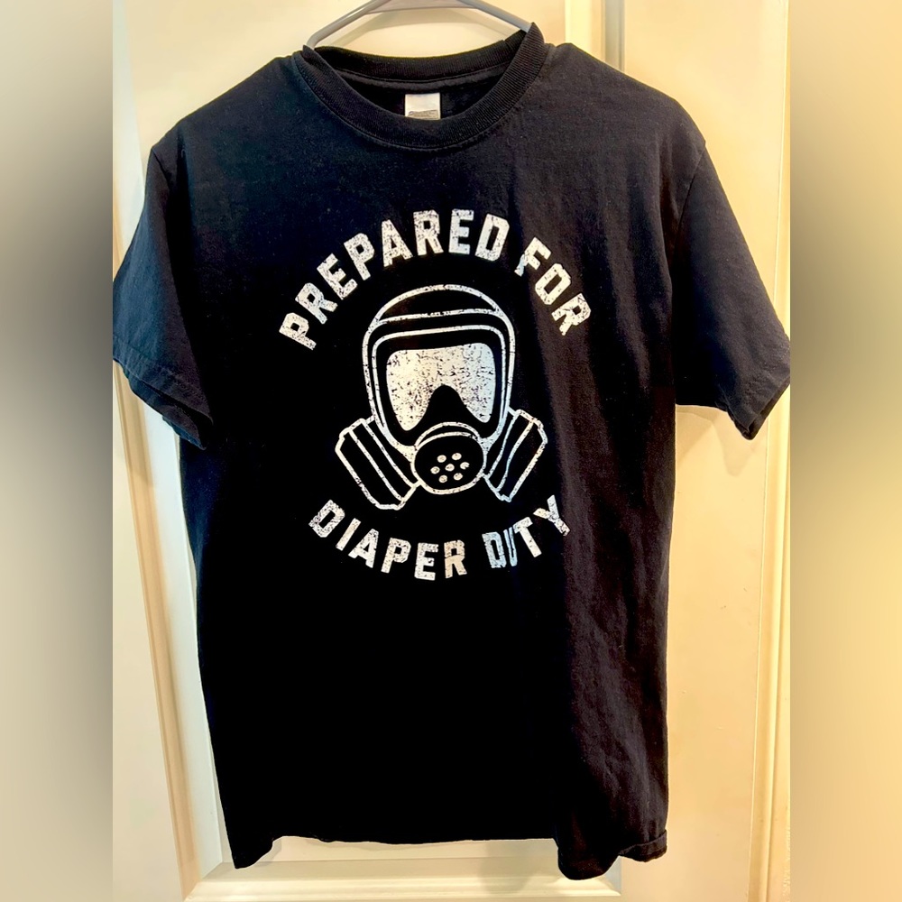 4/$20 Soon to be daddy…or mommy shirt ❤️